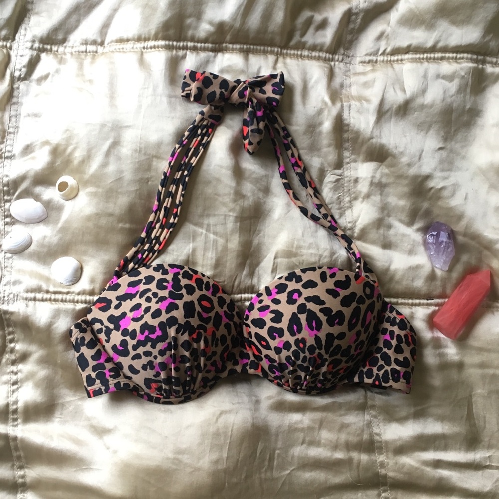 cheetah print bikini top🐆💗